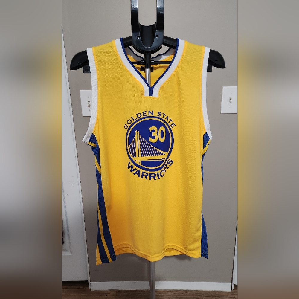 Golden State Warriors Yellow CURRY #30 Jersey YOUTH (no Size Tag Approx Size L)